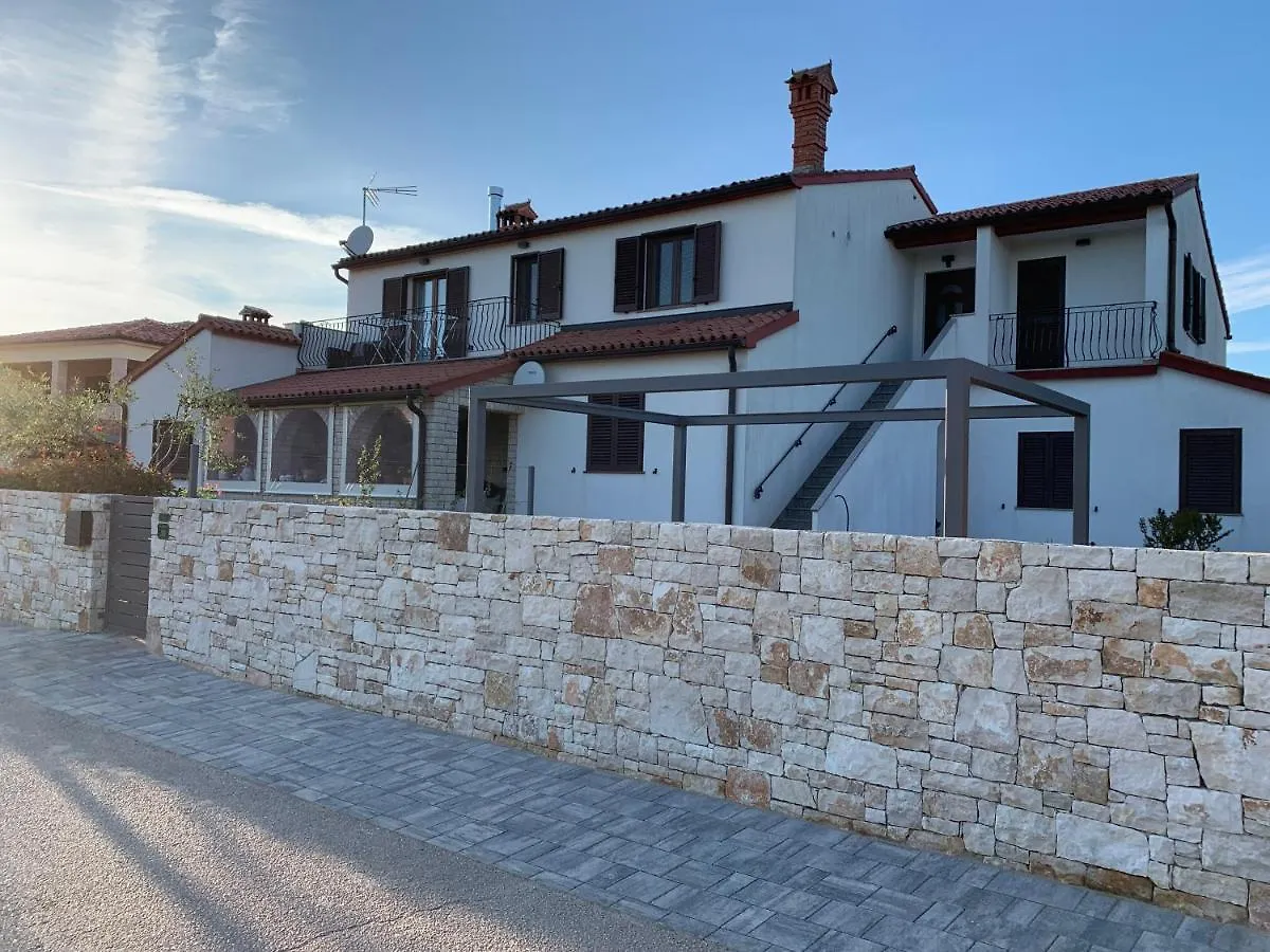 Apartments & Room Piutti Bale
